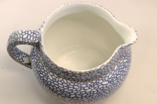 Tams Ware Pottery Blue White Jug 9cm Tall Vintage England Ceramic Pitcher VGC - Picture 2 of 7