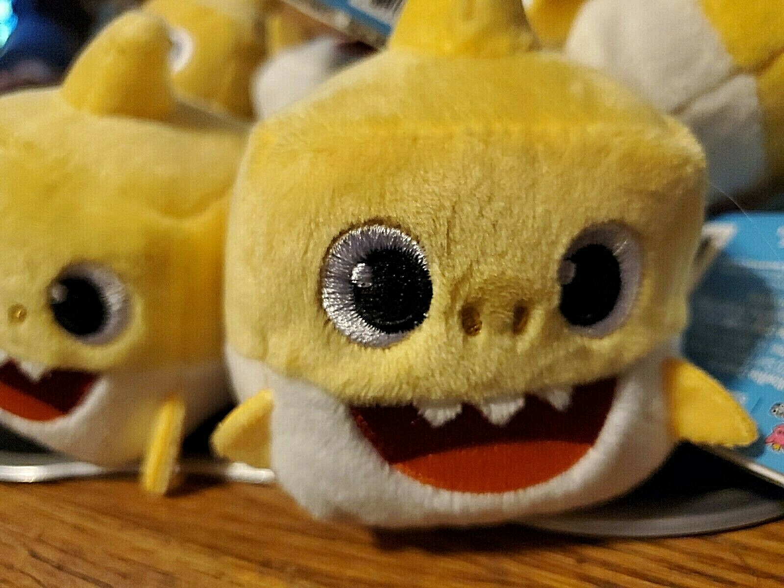 pinkfong singing plush