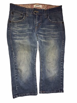 Vintage Levis 504 Women s Blue Capri Denim Jeans size 11 C52