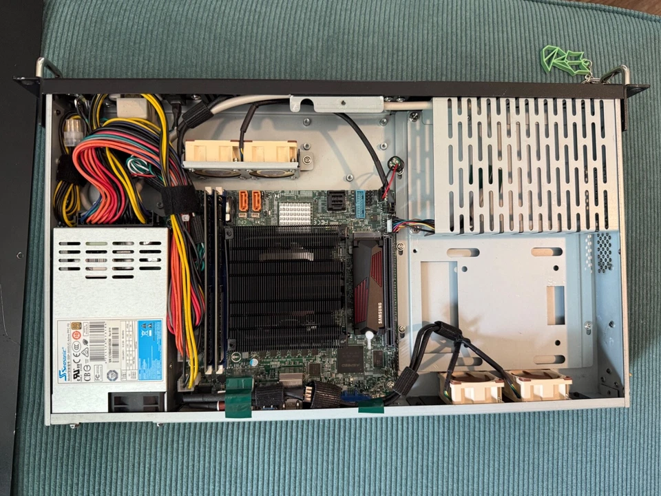 ~0 UPTIME 1U Eth Validator Node (i3-10100, 4TB Samsung 990 PRO, 64 GB DDR4-3200) - Image 3 of 4