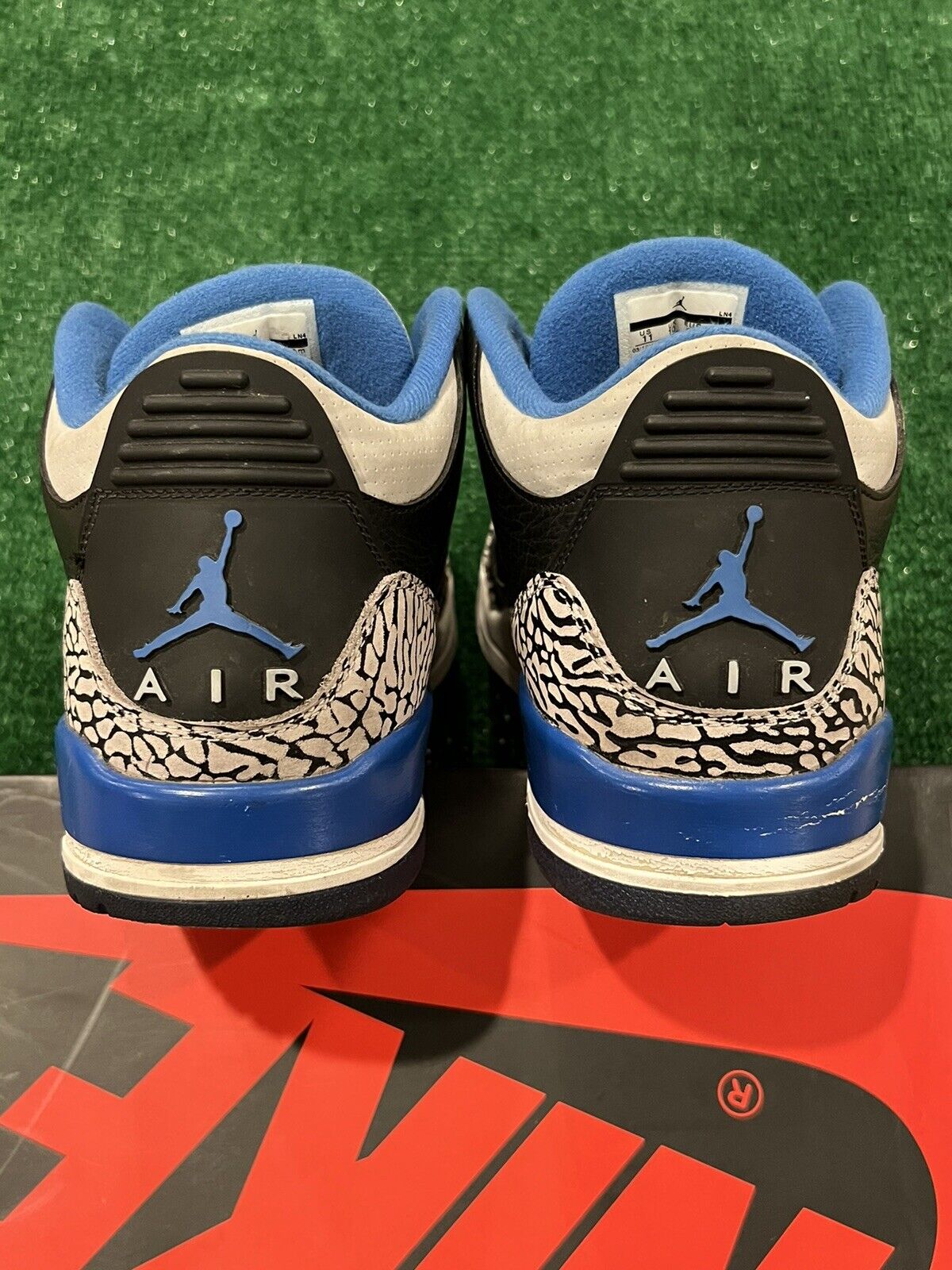 Size 11 - Air Jordan 3 Retro Sport Blue - image 5