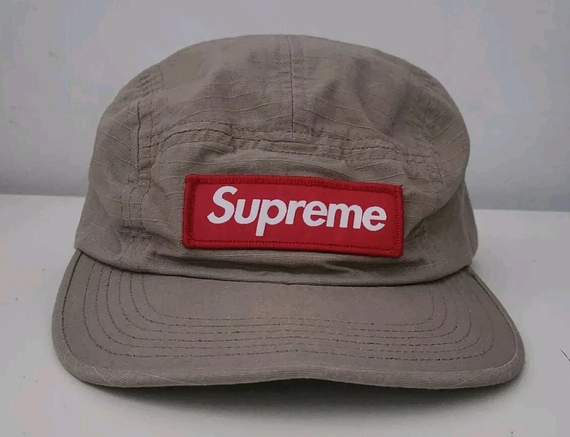FW17 Supreme Metall D Ring Camp Kappe Khaki Mütze Rot Kiste Logo