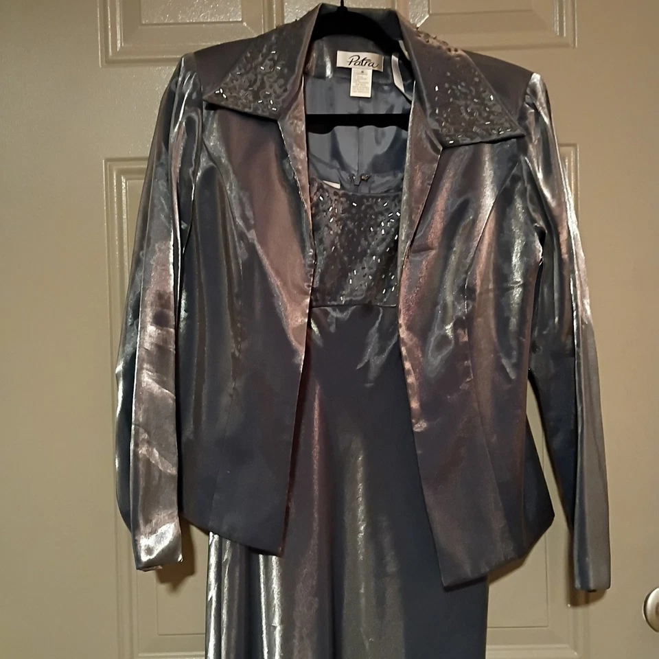 Patra shimmering two piece dress suit size 8 womens - Image 2 of 4