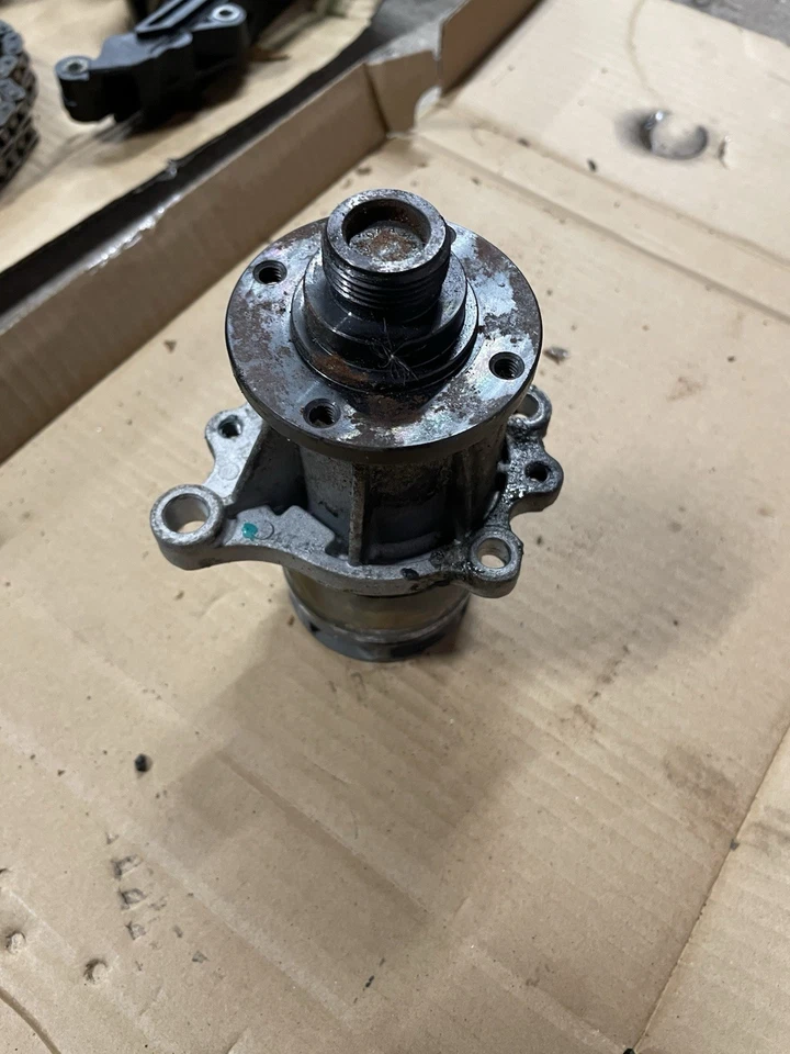 BMW Coolant Water Pump M42 M43 M44 Petrol E30 E36 E46 E34 3 5 SERIES 11510393338 - Image 3 of 4