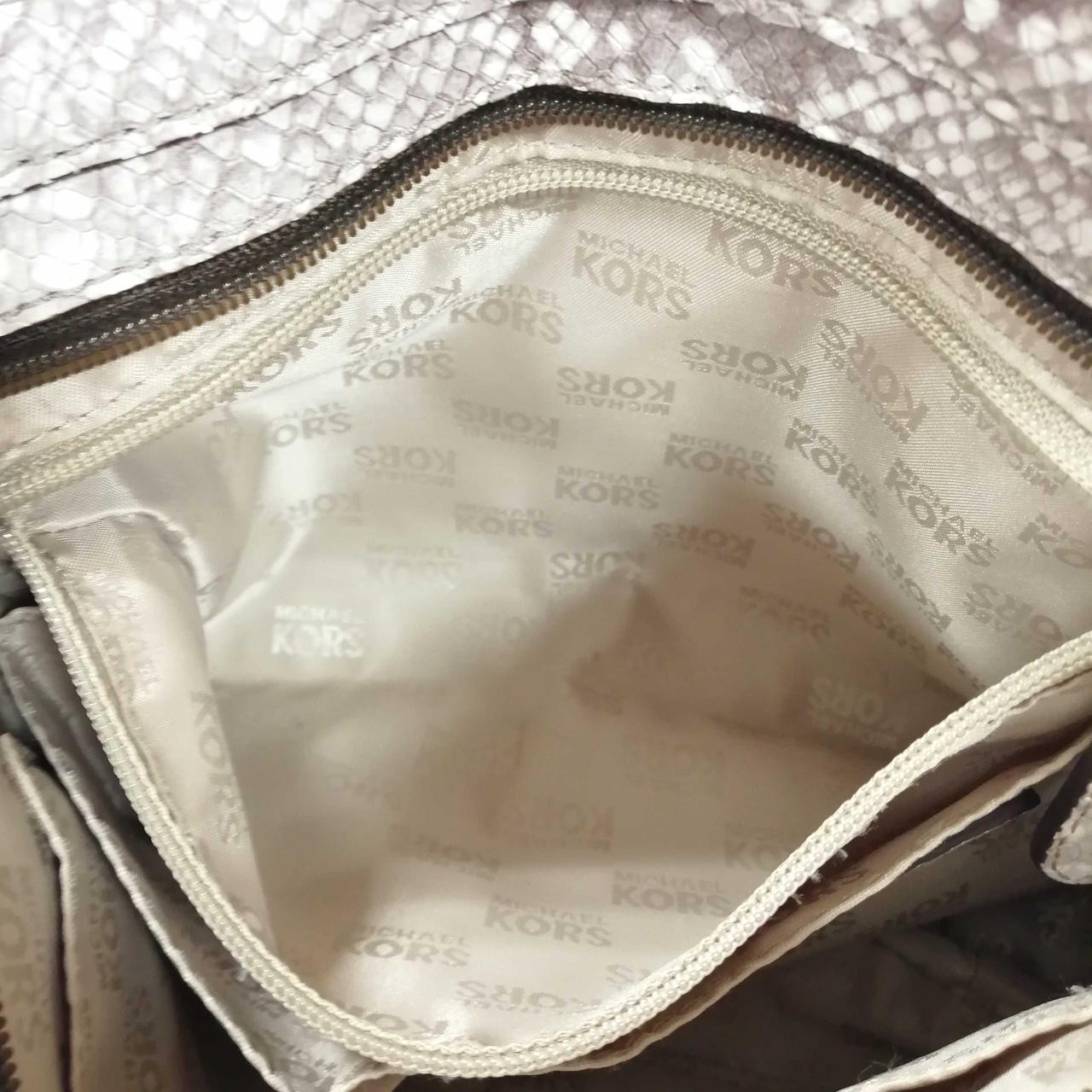 Shoulder Bag Michael Kors Model Gray Python Patte… - image 15