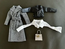 1/6 Fashion Doll Clothes & Bag, Like New, Collector Quality Pp Fr Mizi