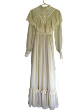 Gorgeous Gunne Sax Original 1970s Prairie Ivory Floral Lace Maxi Wedding Dress
