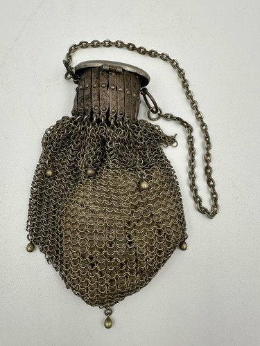 Beautiful Victorian Gold Twist Lid Gate Metal Mesh Purse - Picture 2 of 10