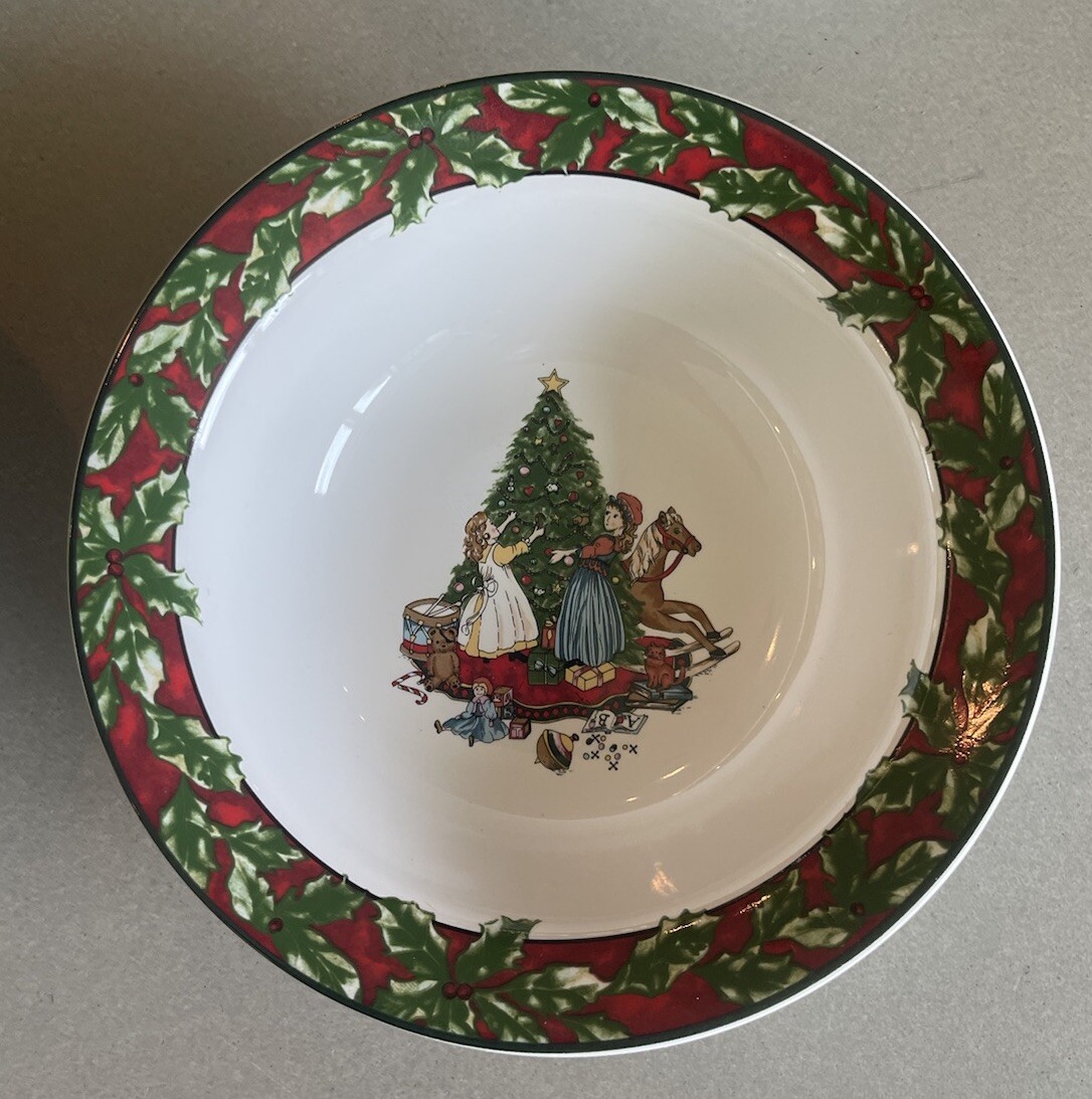 Lot Of 5 International Tableworks Christmas Celebration Cereal Bowl 6 7/8 inch