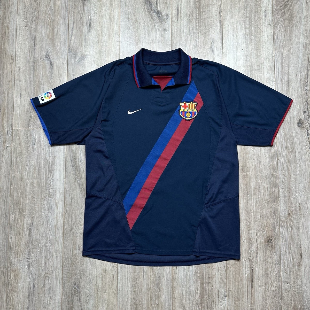Nike FC Barcelona アウェイユニフォーム Sサイズ Nike FC Barcelona アウェイユニフォーム Sサイズ
