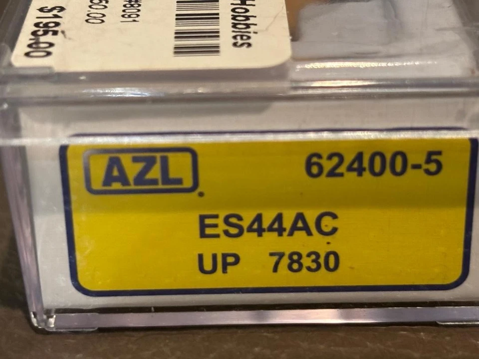 Масштаб Z American Z Line AZL62400-5 ES44AC локомотив UP 7830 - Изображение 3 из 3