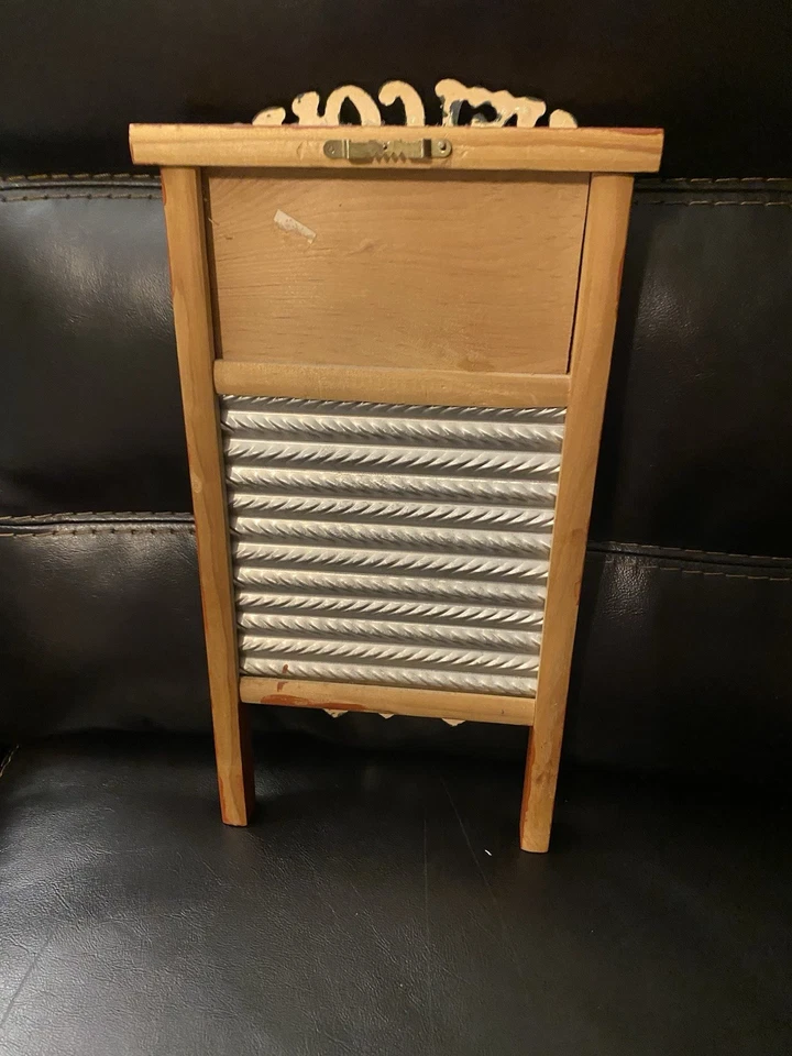 Vintage Country Small Decorative Wash Board Cork board - Image 2 of 3