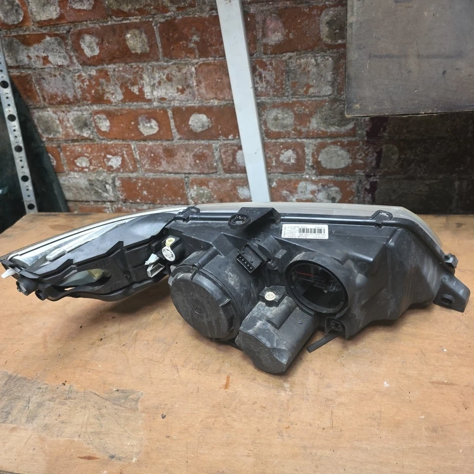 2004 SAAB 9-5 95 Passenger Side Headlight Assembly & Indicator 89006243 Valeo — 第 3/3 张图片