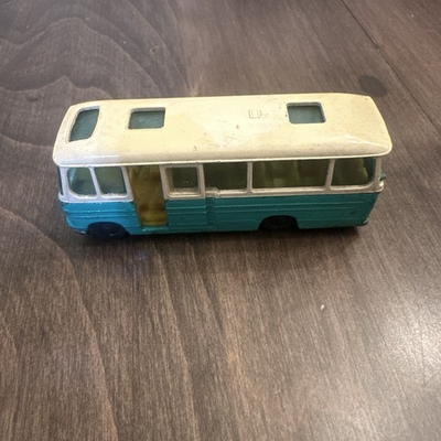 #ad Husky Double Vista Coach $12.00