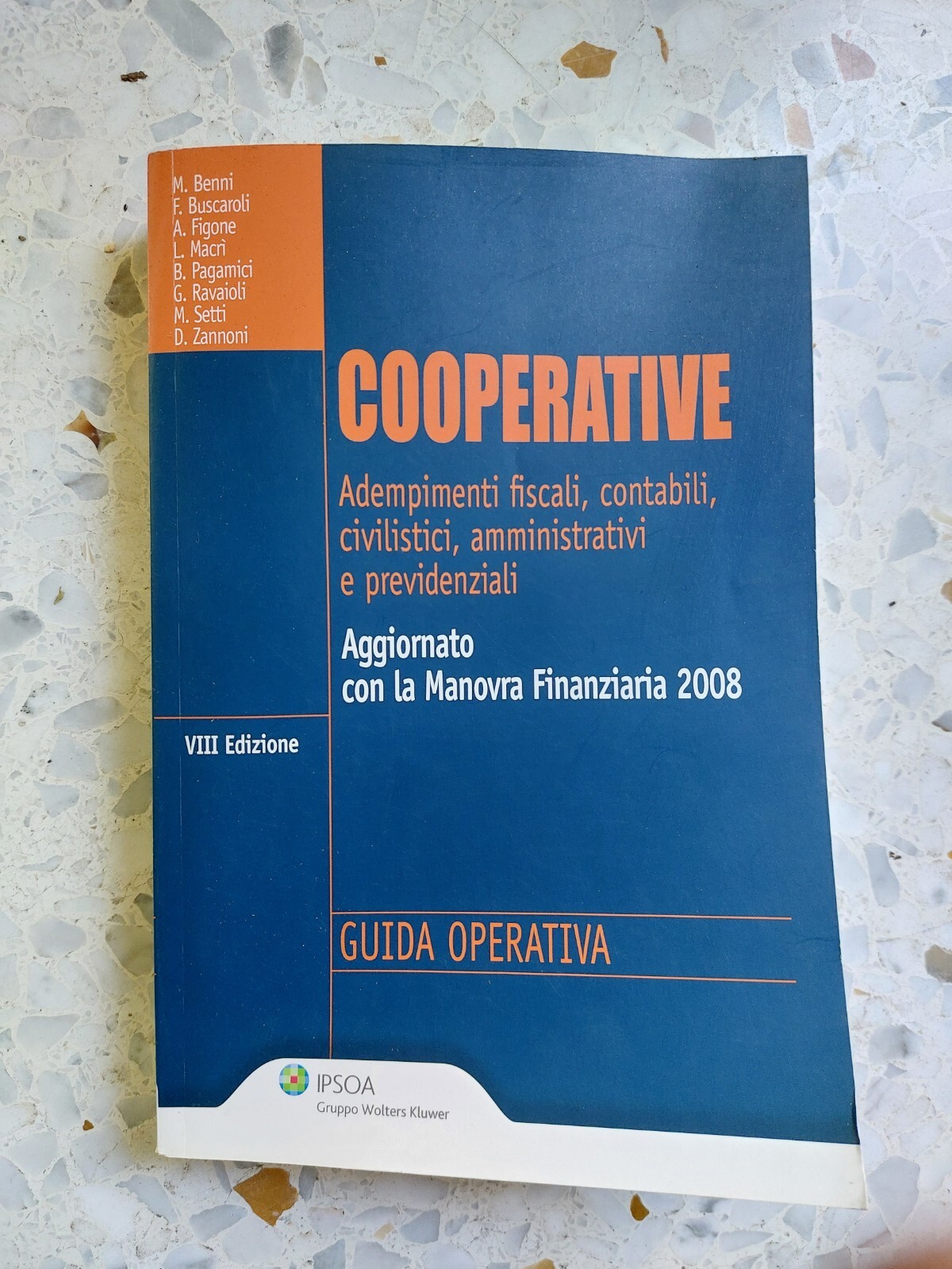 Foto 1 di 3