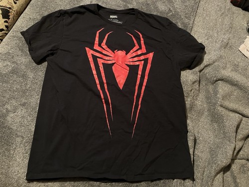 Marvel Shirt XL