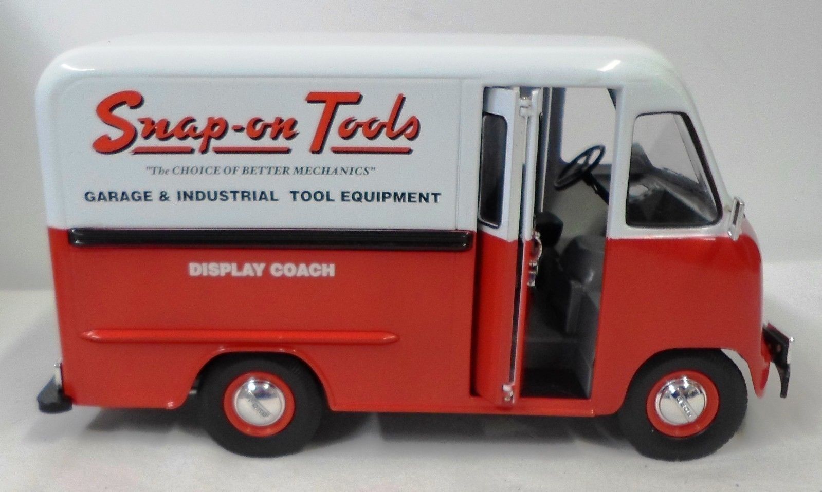 SNAP-ON TOOLS 1950 FORD STEPVAN BANK 1:24 DIE CAST. EXTREMELY RARE!