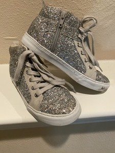 gap high top sneakers