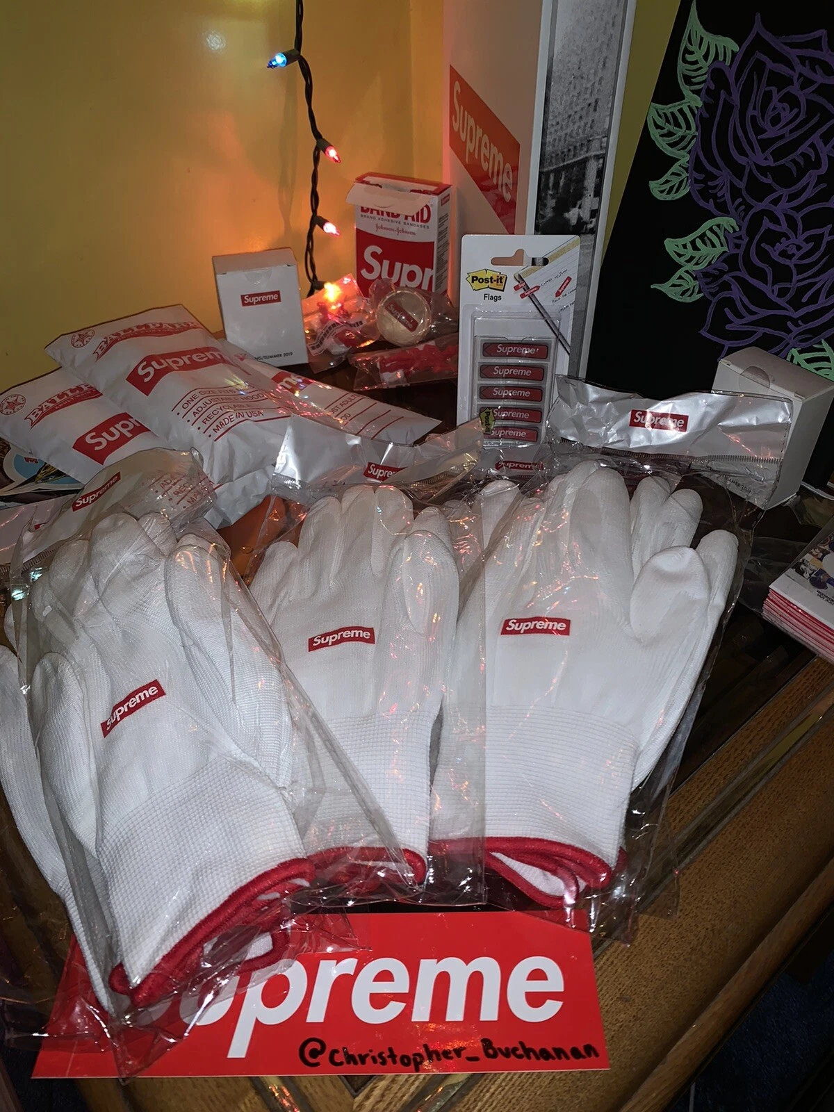 Supreme Box Logo Rubberized Gloves   WEEK 1 GIFT   FW20   RARE