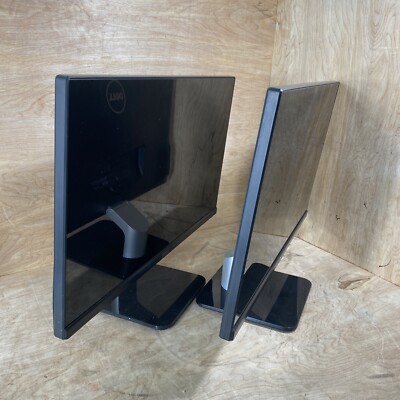 LOT OF 2 Dell 22