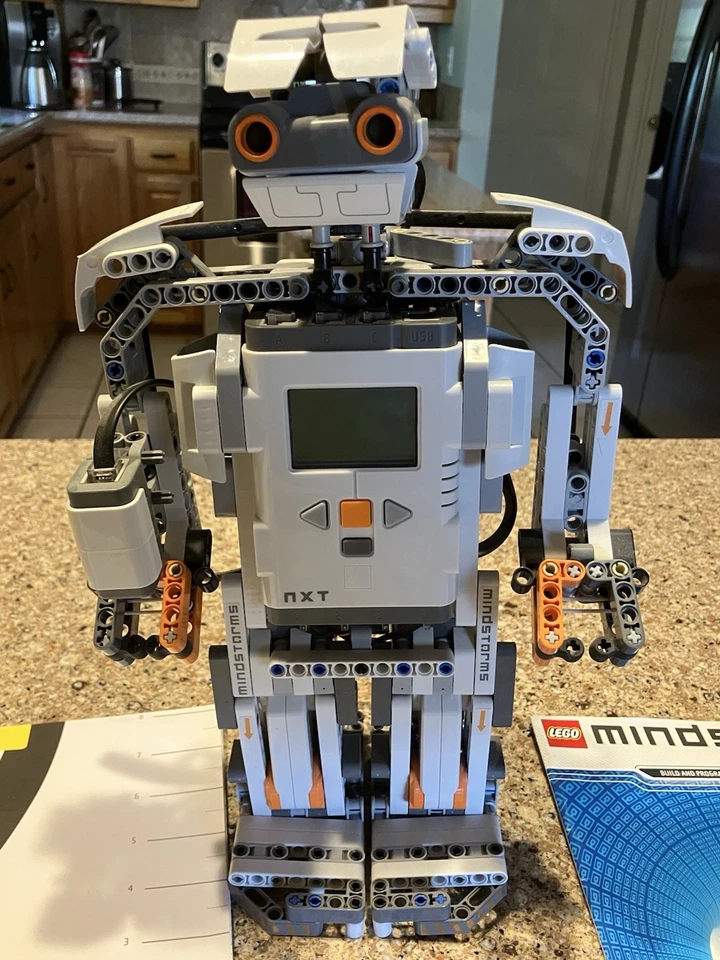 Lego Mindstorms Nxt 2.0 - Image 2 of 4