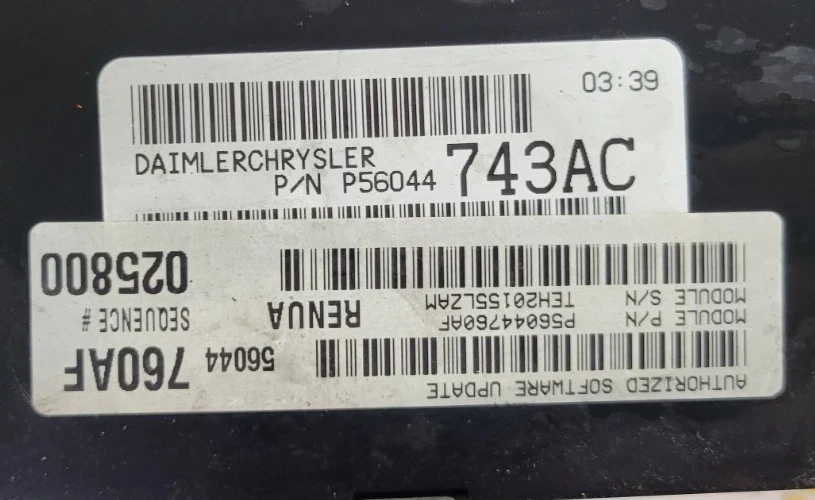 Jeep Commander Cherokee 2006 módulo de control del motor 56044743AC 4,7 L ECM Foto 3 de 3