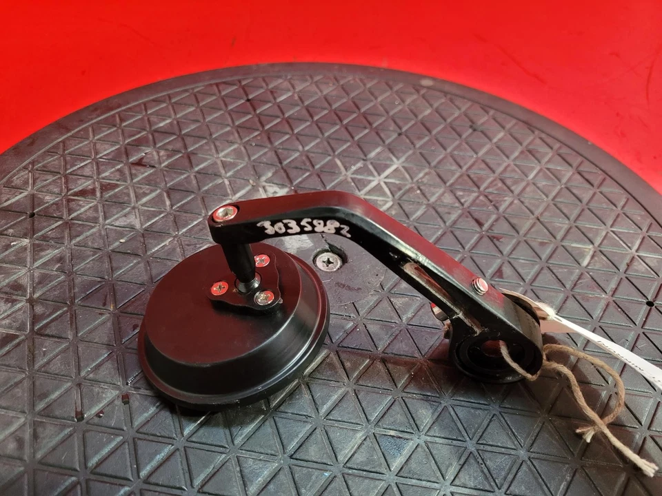 Indian Scout Bobber 1100 2019 espejo retrovisor derecho Foto 4 de 4