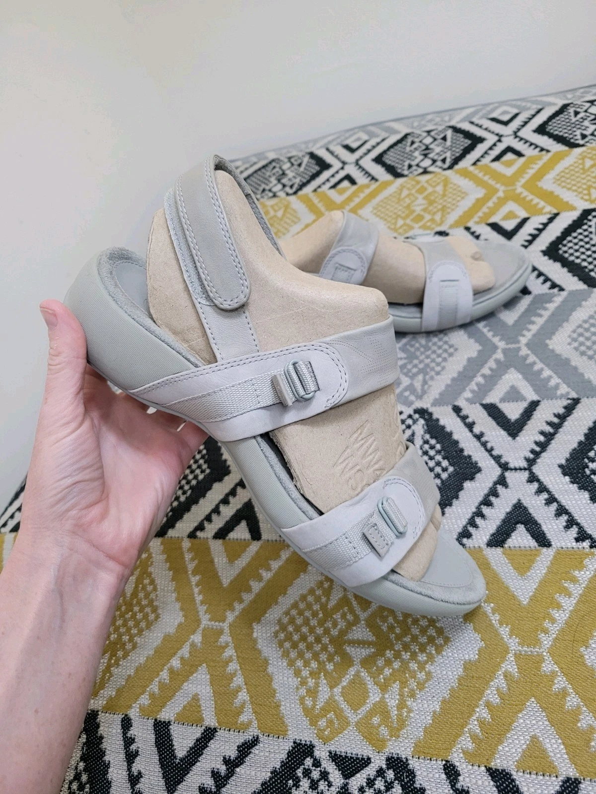 Sandali da passeggio donna Clarks Kelder zeppa regolabile taglia 8 EU 42 cachi chiari