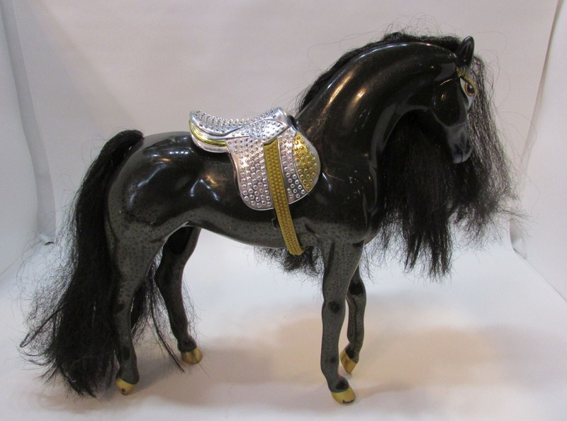 Vintage 11" Tall pre-owned Black Bratz Doll Horse w Styling Hair Silver Saddle