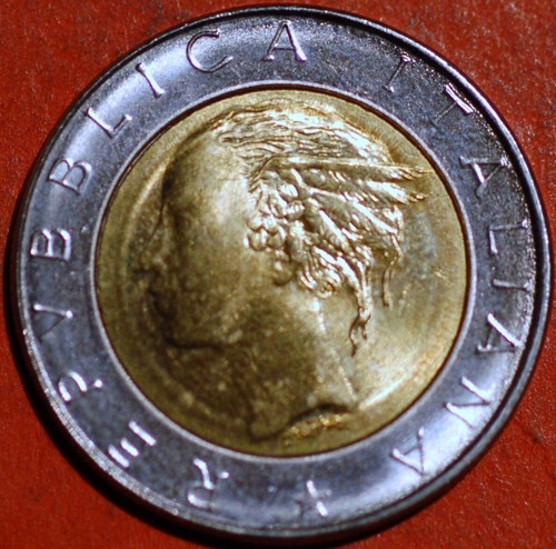 Italy 500 Lire 1985 KM# 111 - Picture 2 of 2