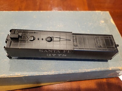 UNITED SCALE MODELS PFM SANTA FE AT&SF 4-8-4 LOCOMOTIVE 3778 In