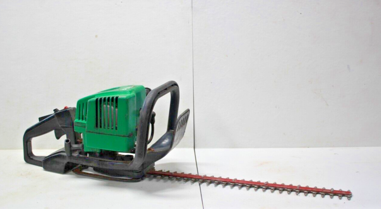 Weed Eater Excalibur 18" Gas Powered Hedge Trimmer for Parts/Repair