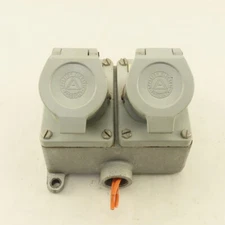 Appleton EFSR-20232 20A 250VAC Interlocked Hazardous Location 2 Gang Plug Box