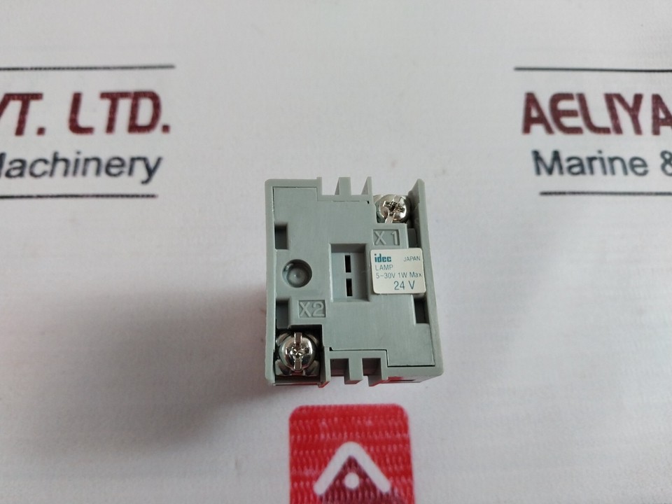 Unità Di Controllo IDEC APW R27 24V EN 60947-5-1 | eBay