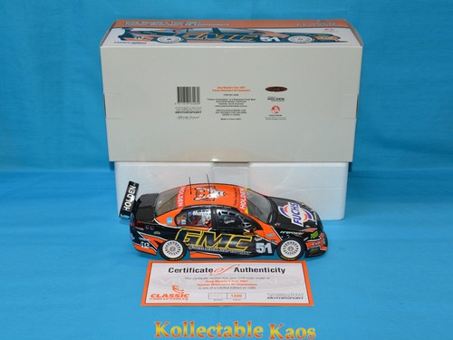 1:18 Classic Carlectables -2007 Tasman Motorsport VE Commodore - Greg Murphy #51 - Picture 3 of 11