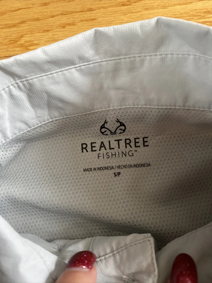 NWT Realtree Mens Fishing Short Sleeve Vented UPF Protection Dusk Gray S - Image 2 of 4