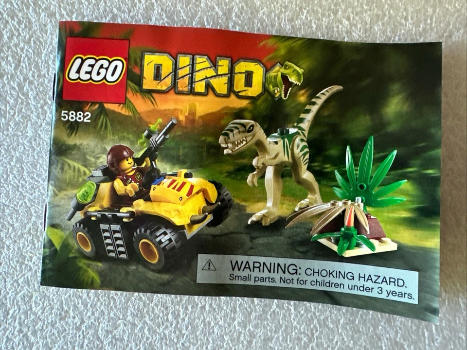 Lego 5882 Dino Ambush Attack Complete with Minifig + Manual - Image 2 of 4