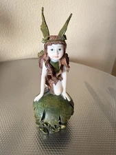 Fairy Figurine (Resin) (Green) (Axicon) (approx. 2.5” x 5.5”) (Great Condition)