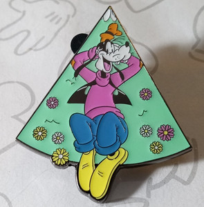 Goofy Loungefly Mickey and Friends Flower Field Puzzle Disney Pin 167791