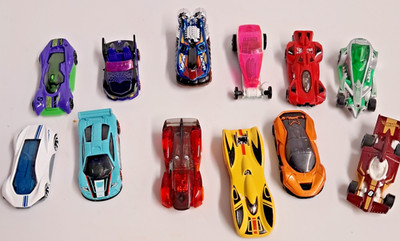 Associated Lot Of Hotwhells