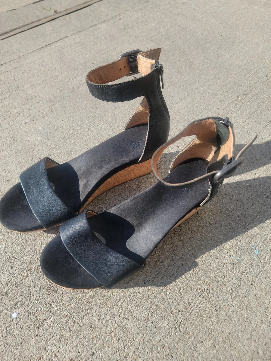 Ugg zoe ii wedge cheap