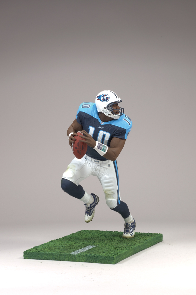 McFarlane Sportspicks NFL 15 VINCE YOUNG action figure-Tennessee