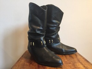 1980s pixie boots