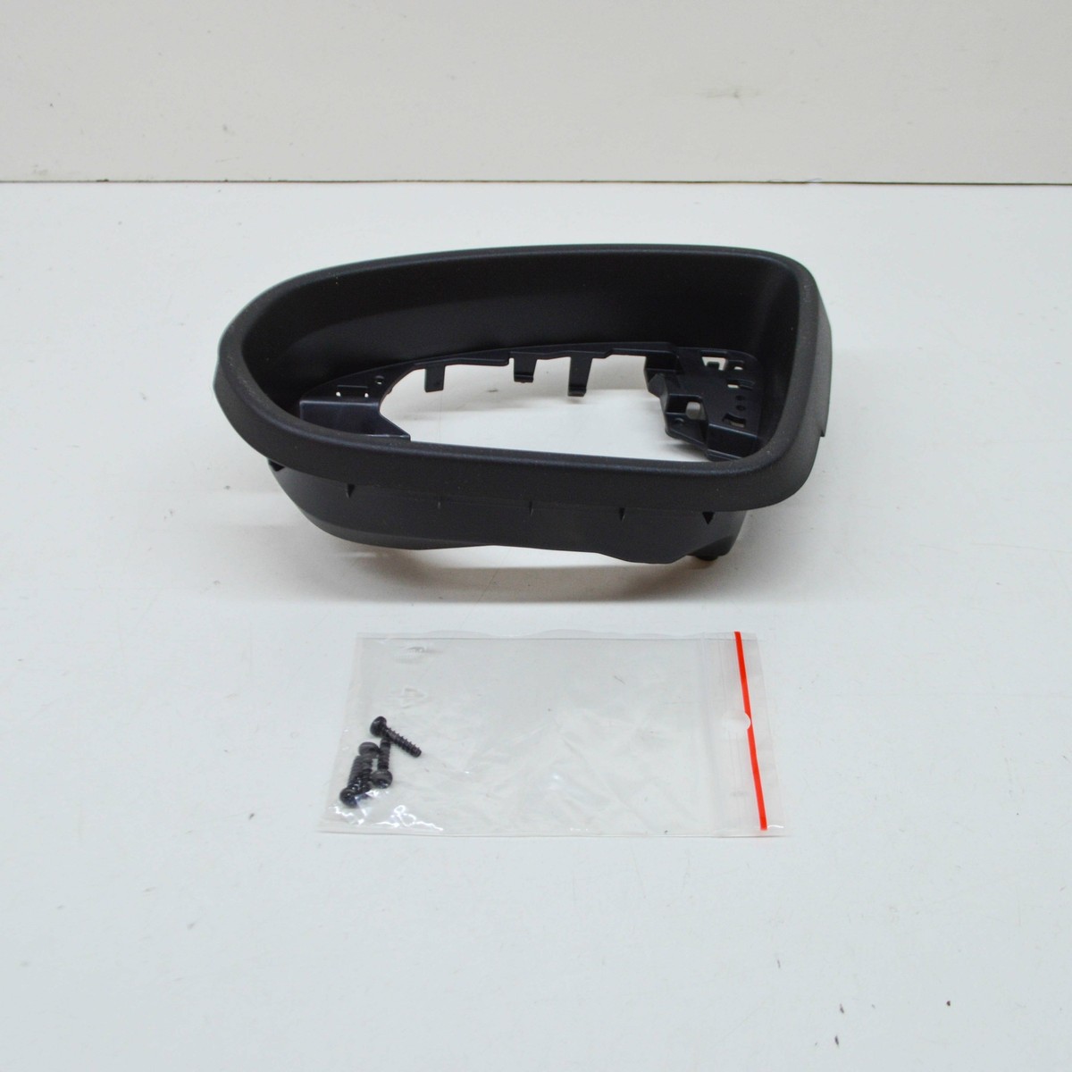 メル35113 Alexander McQueen Sunglasses AM0313S 007 Silver Silver