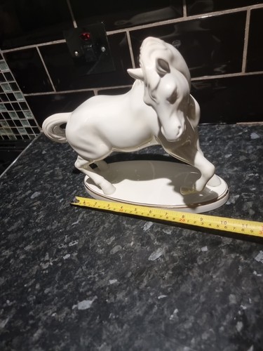 Vintage Portugal, Horse figurine, By Mideramica Porcelain White Stallion Horse - Picture 22 of 24