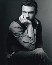 LIEV SCHREIBER signed Autogramm 20x25cm SPOTLIGHT in Person autograph COA