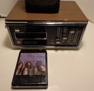 APF Electronics Inc. SOLID STATE 8-TRACK PLAYER MODEL Q650 / Deep Purple 8 track