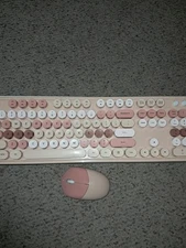 Sweet Wireless Keyboard and Mouse Combo Round Keys Set Stylish