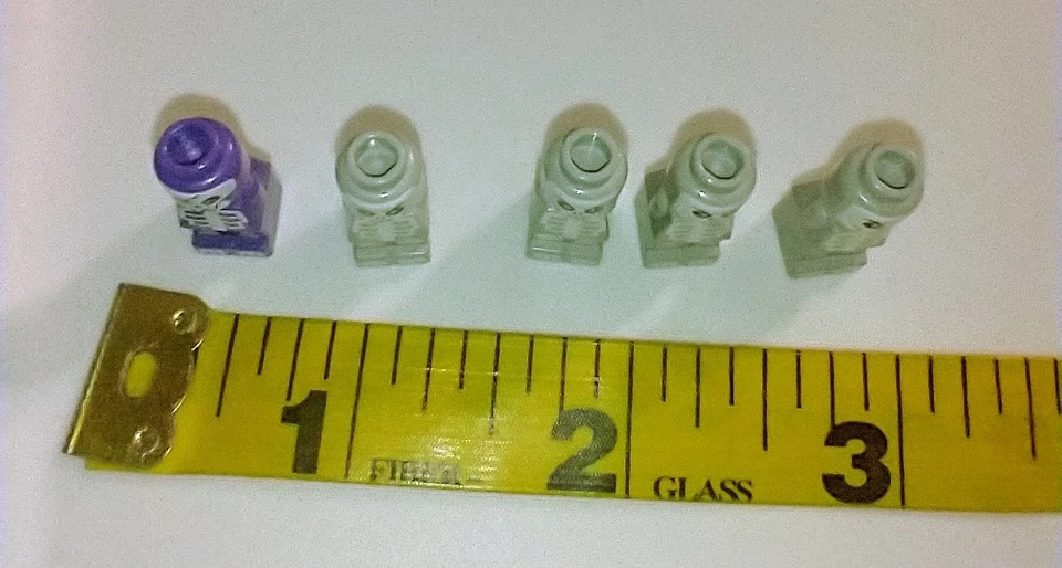 LEGO Ninjago - Lote de microfiguras: esqueleto púrpura y 4 esqueletos grises - (5 microfiguras) Foto 4 de 4