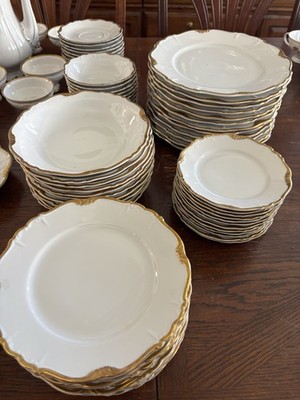 Edelstein Bavaria Maria Theresia 12 Set of Two Fine China Dinner Set Germany